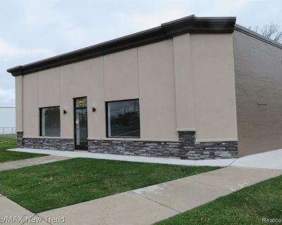 2427 ft Commercial Property For Sale in Lincoln Park, MI