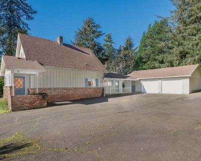 4 Bedroom 3BA 2458 ft Single Family Home For Sale in NEWPORT, OR