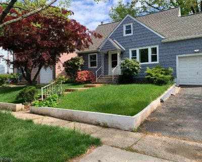 3 Bedroom 2BA Office Space For Rent in Roselle Boro, NJ