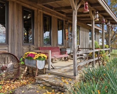 2 Bedroom 2BA 1456 ft Single Family House For Sale in West Plains, MO