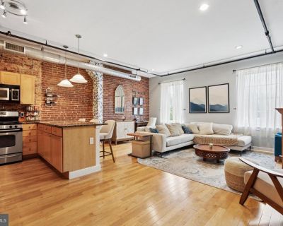 1 Bedroom 1BA 900 ft Condo For Sale in Philadelphia, PA