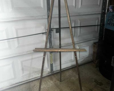 Wooden Easel 63 tall