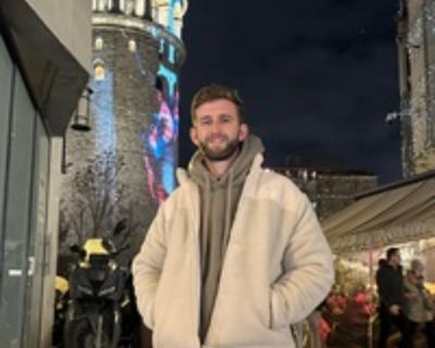 Jack R is looking for a New Roommate in Houston with a budget of $1100.00