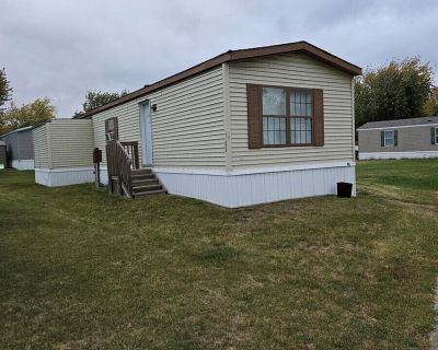 2737 W. Washington Center. This beautiful and cozy 2-bedroom, 2-bath home offers just the right amount of space for a small family, couple, or individual all in a peaceful and friendly community in Fort Wayne, Indiana. This home is for sale, rent or lease to own: Sales price: $32,999 LTO price: $37,999 October Special! Rentals: Move in fee: $899 All applications will be waived if filled out on ...