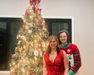 Chris Taylor & Christopher,. Looking in: Lexington, Fayette County, KY