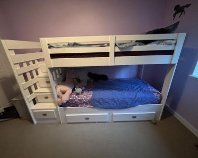 Bunk bed