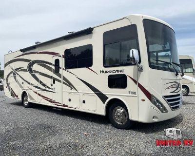 2019 Thor Motor Coach Hurricane 34J