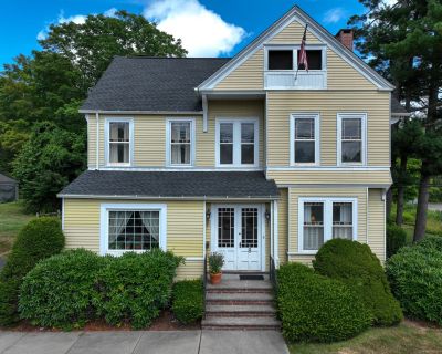 2306 ft Commercial Property For Sale in East Hampton, CT