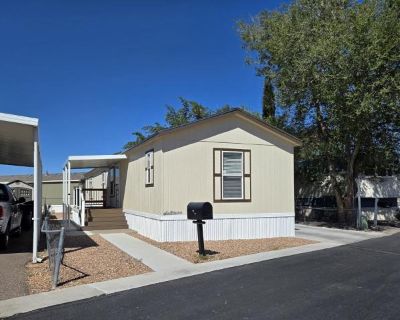 367 Buffalo Circle SE. This 3 bedroom home in Four Hills Community is conveniently located near schools, Manzano Mesa Community Center, Costco, Walmart and 15 minutes from mountain hiking and biking! The home features b .... 3 Bedroom. 2 Bathroom. 1088 ft