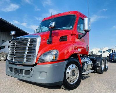 2019 Freightliner CASCADIA 113