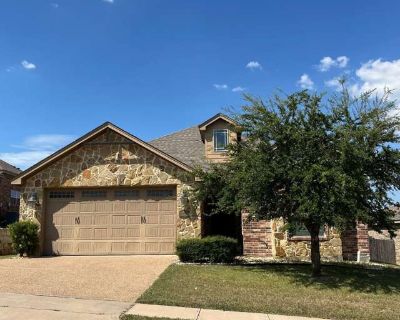3 Bedroom 2BA 1663 ft Pet-Friendly Apartment For Rent in Robinson, TX