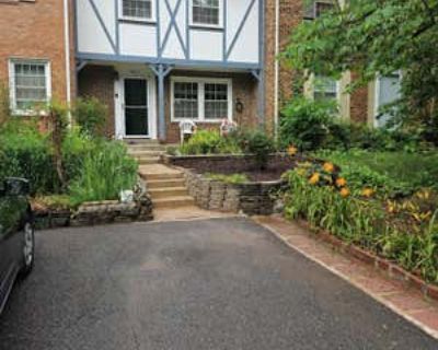 3 Bedroom 4BA 1650 ft Townhouse For Sale in CENTREVILLE, VA