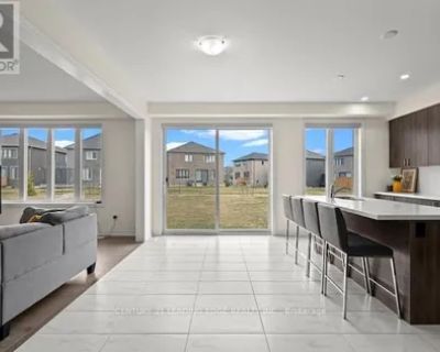 1 Bedroom 2433 ft House For Rent in Wasaga Beach, ON