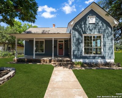 3 Bedroom 2BA 1392 ft Apartment For Rent in Hondo, TX