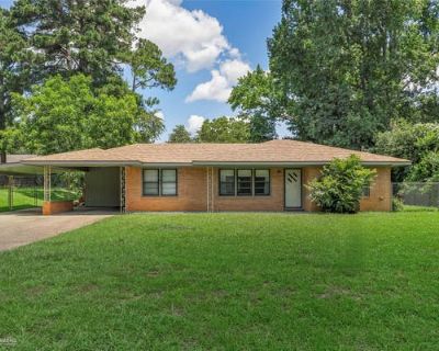 2 Bedroom 1BA 1498 ft Single Family Home For Sale in MINDEN, LA