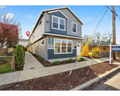 3 Bedroom 2BA 1353 ft Condo For Sale in Gladstone, OR