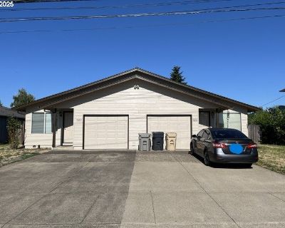 6 Bedroom 2BA 2160 ft Multi-Family For Sale in Albany, OR