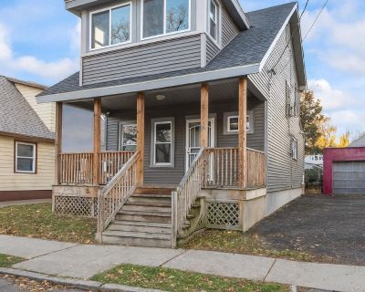 3 Bedroom 1BA 1640 ft Single Family House For Sale in Albany, NY