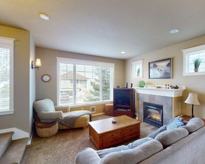 3 Bedroom 1.5 baths No pets 4.44 99 reviews What our guests are saying... AI-generated...