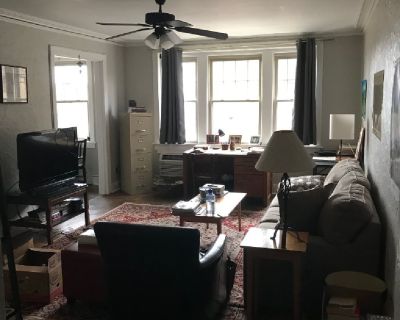 $1075 1 Bedroom, Fully Furnished Apartment (Squirrel Hill-South, Pittsburgh)