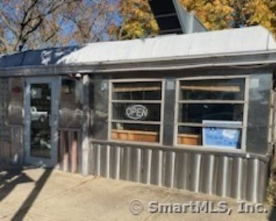 1420 ft Commercial Property For Sale in Middletown, CT