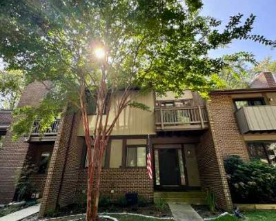 3 Bedroom 3BA 1750 ft Pet-Friendly Townhouse For Rent in Reston, VA