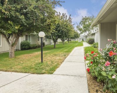 1 Bedroom 1BA Apartment For Rent in Warden, WA