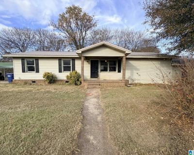 4 Bedroom 1BA 1725 ft Single Family House For Sale in Anniston, AL