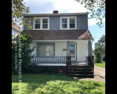 3 Bedroom 1BA 1,368 ft Pet-Friendly Condo For Rent in Garfield Heights, OH