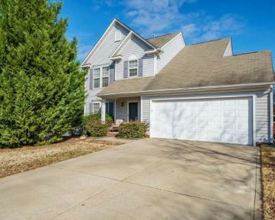 Nice affordable SFH in Steel Creek. Food, culture, the arts...and NASCAR...and apartments!. Info provided by ShowMeTheRent Studio 1 Bedroom 2 Bedrooms 3 Bedrooms Never miss a deal! Get immediate alerts when prices drop or new units arrive. Turn on alerts 3BR/2BA 3 Bed 2.5 Bath 1722 sqft Starting at $2,095 Available 1. Pets allowed. 3 Bedroom. 3 Bathroom. 1611 ft