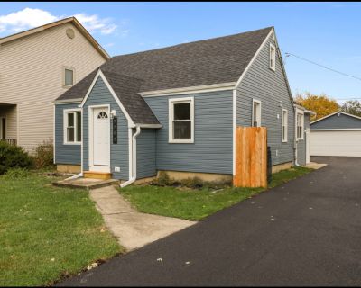 3 Bedroom 2BA 2050 ft Apartment For Rent in Oak Lawn, IL