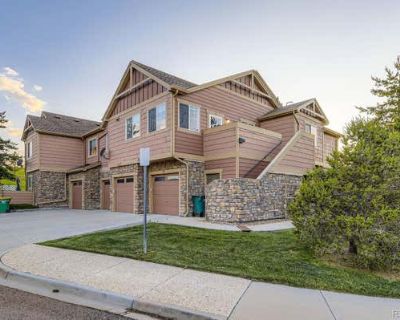 2 Bedroom 1BA 862 ft Condominium For Sale in AURORA, CO