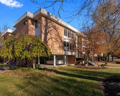 2 Bedroom 1BA 1000 ft Condo For Sale in Farmington, MI