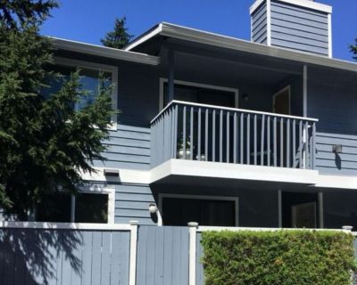 2 Bedroom 1BA 817 ft House For Rent in Lynnwood, WA