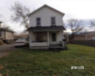 2 Bed 1.0 Bath Foreclosure Property in Girard, OH 44420 - W Howard St