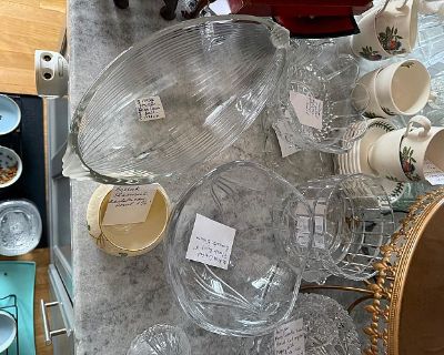 Crystal Estate Sale, Christmas village: