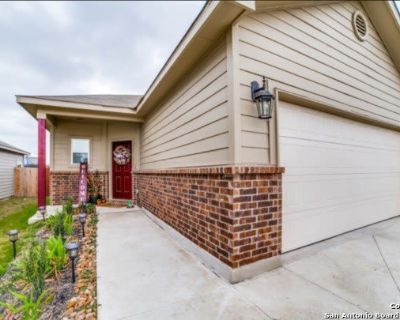 4 Bedroom 2BA 1462 ft Apartment For Rent in Bexar County, TX