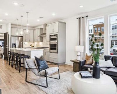 3 Bedroom 3BA 1520 ft Condo For Sale in ASHBURN, VA