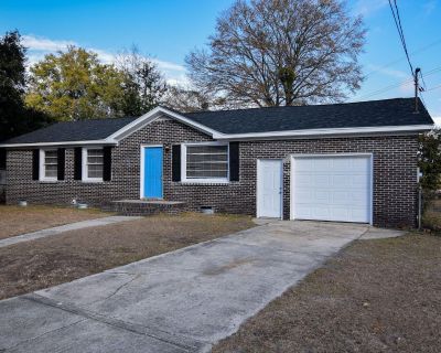 3 Bedroom 1BA 1200 ft Single Family House For Sale in North Charleston, SC