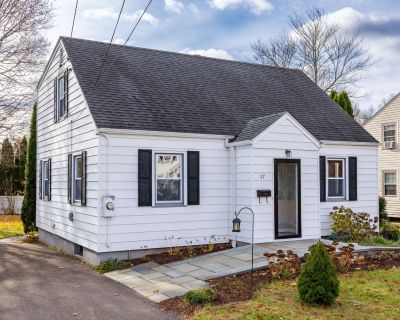 3 Bedroom 1BA 1273 ft Single Family House For Sale in West Hartford, CT