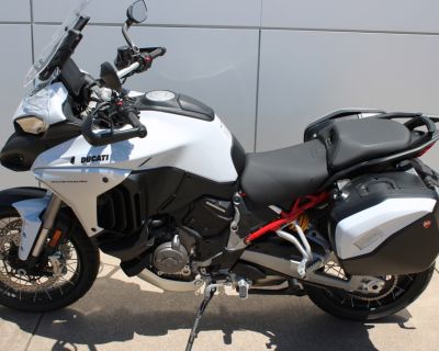 2024 Ducati Multistrada V4 S Travel &Radar Spoked Wheels
