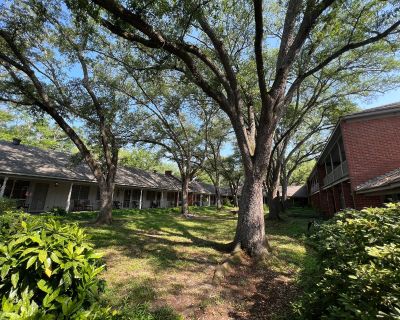 1 Bedroom 1BA 500 ft Apartment For Rent in Shreveport, LA