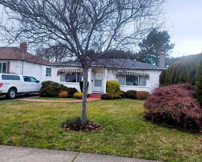 8 month lease term Welcome to this cozy character rancher full of original charm and thoughtful updates. Nestled on a quiet, tree-lined street close to all amenities, this home offers a comfortable and inviting living space with unique vintage features. Interior Features: Coved ceilings and refinished original hardwood floors Cozy living room with fireplace Eat-in kitchen with vintage dishwashe...