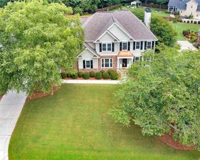 5 Bedroom 3BA 3537 ft Single Family Home For Sale in ALPHARETTA, GA