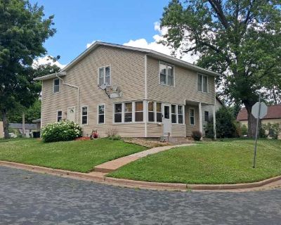 401 Lewis Street. image_url. In unit laundry Patio / balcony Hardwood floors Cats allowed Garage Recently renovated Unit Amenities air conditioning hardwood floors in unit laundry patio / balcony recently renovated Property Amenities cats allowed pet friendly parking garage. Pets allowed. 3 Bedroom. 1 Bathroom. 1050 ft