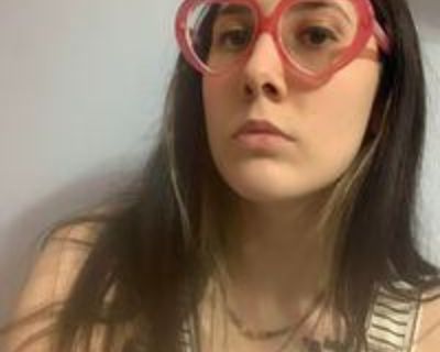 $1,000 /month. Age: 29 * Smoker?: No * Any pets?: No * Occupation: Other * Interests: music, reading, writing, concerts, museums, history, piano, creative, arts and crafts, manga * Gender: Female. Smoking room acceptable. Pets are fine. Females preferred. Age preference: 24 - 34. Looking in: Bedford - Stuyvesant , Bushwick , Clinton Hill , Cobble Hill , Crown Heights , Downtown Brooklyn , East ...