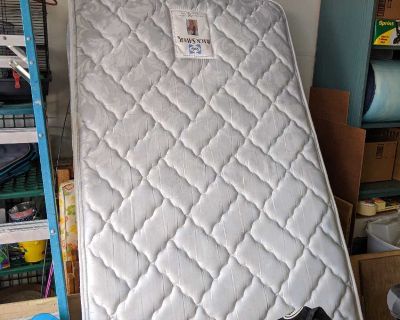 Twin mattress