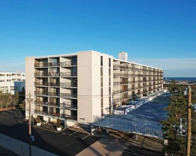 3 Bedroom 2BA 1430 ft Apartment For Rent in Ocean City, NJ