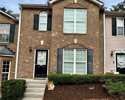 3 Bedroom 2BA 1400 ft Townhouse For Sale in Gainesville, GA