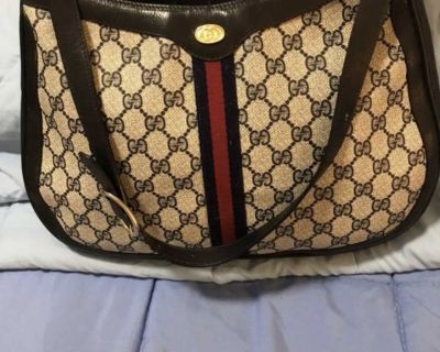 GUCCI BAG FOR SALE